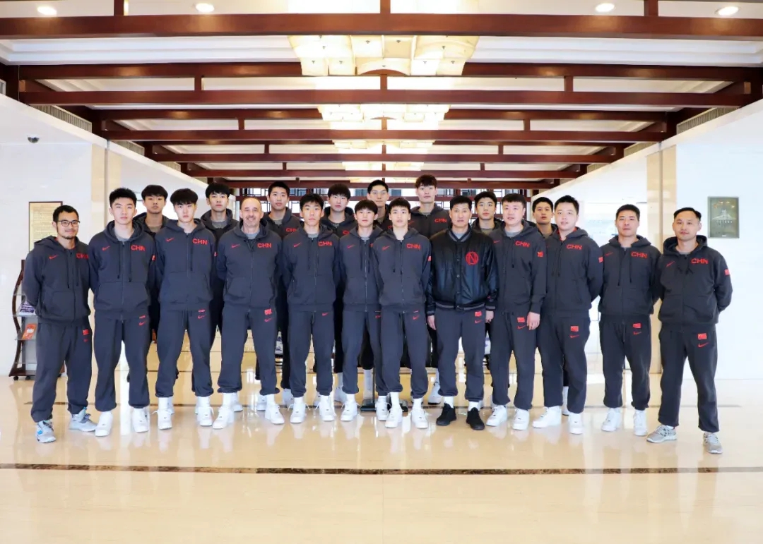 张博源罚球绝杀德国，63：62锁定胜局，中国U17男