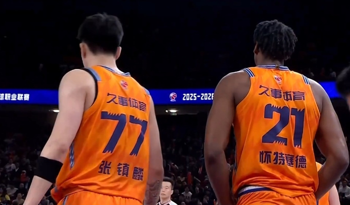 上海男篮常规赛四战横扫广东创队史第五次纪录