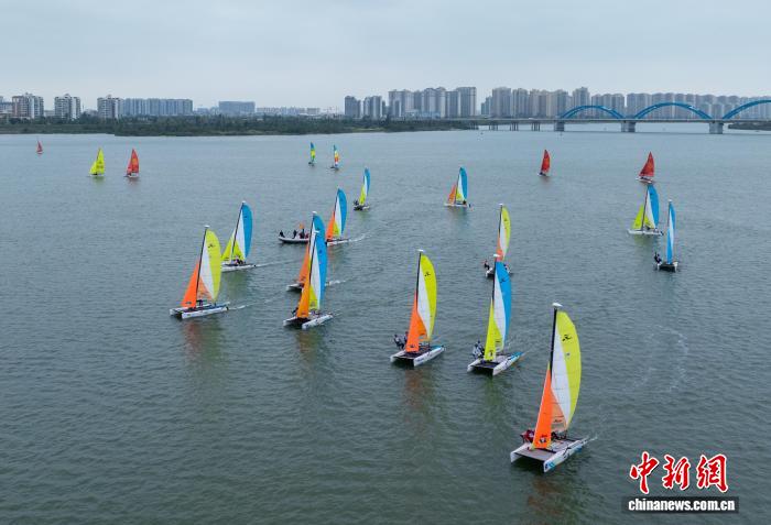 海南成冬季集训热门地 国际队伍齐聚训练基地