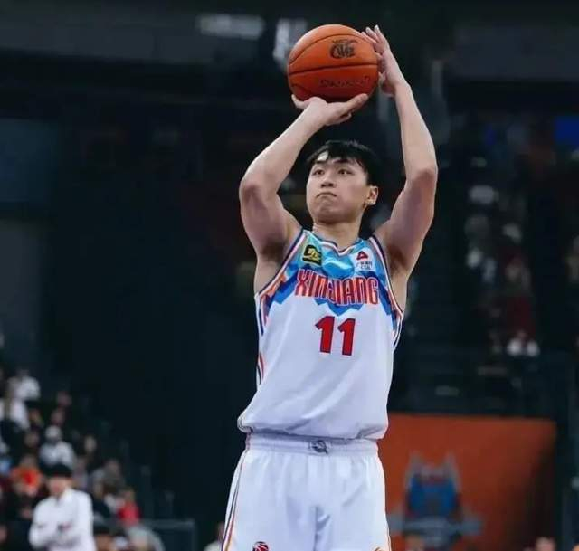 新疆男篮惨败宁波外援集体低迷成败关键