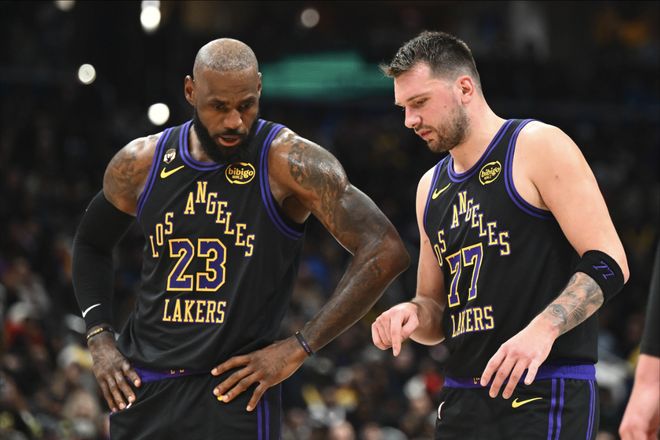 东契奇腿筋二级拉伤报销赛季 湖人季后赛前景堪