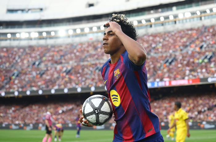 亚马尔左大腿伤势确认 将缺席巴萨剩余赛事或参